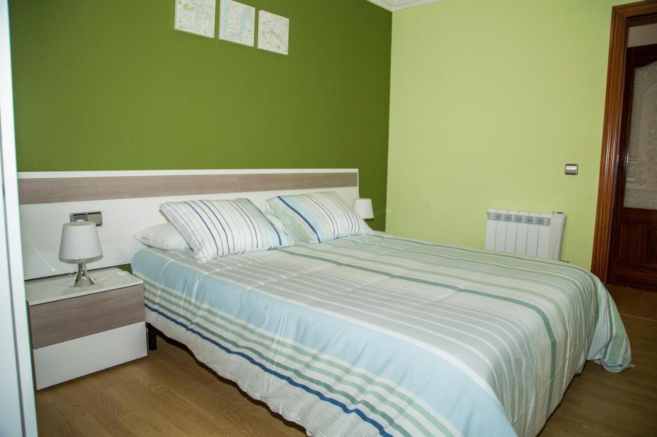 Apartamento Reus 1 - Parking Gratuito Exterior photo