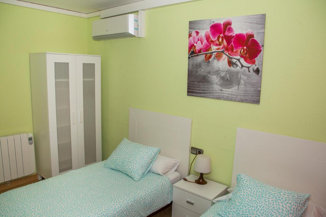 Apartamento Reus 1 - Parking Gratuito Exterior photo